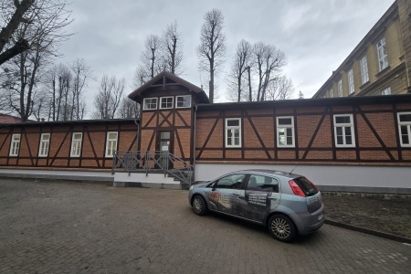 Przebudowa i remont budynku łącznika w technologii muru pruskiego - Cieszyn