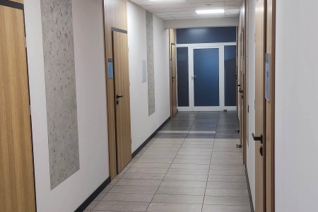 Remont komunikacji w budynku biurowym w Żorach